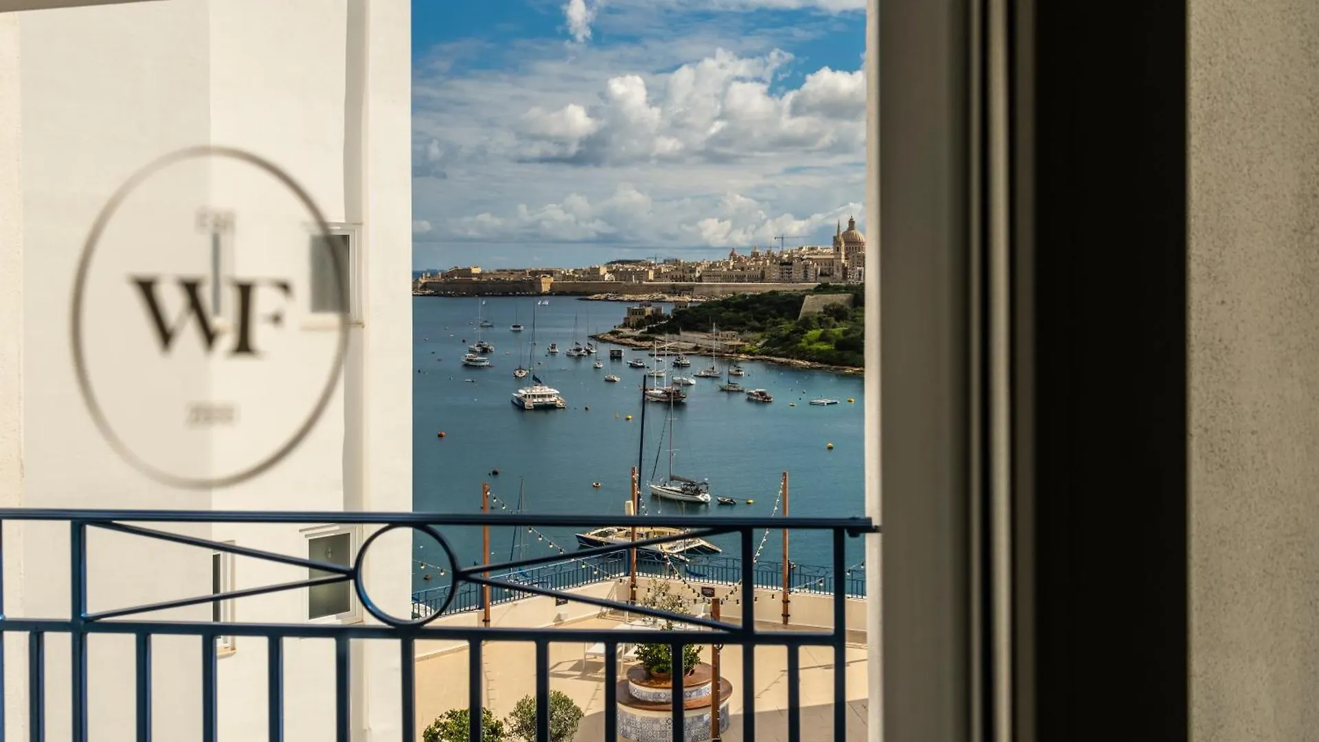 Waterfront Hotel Sliema