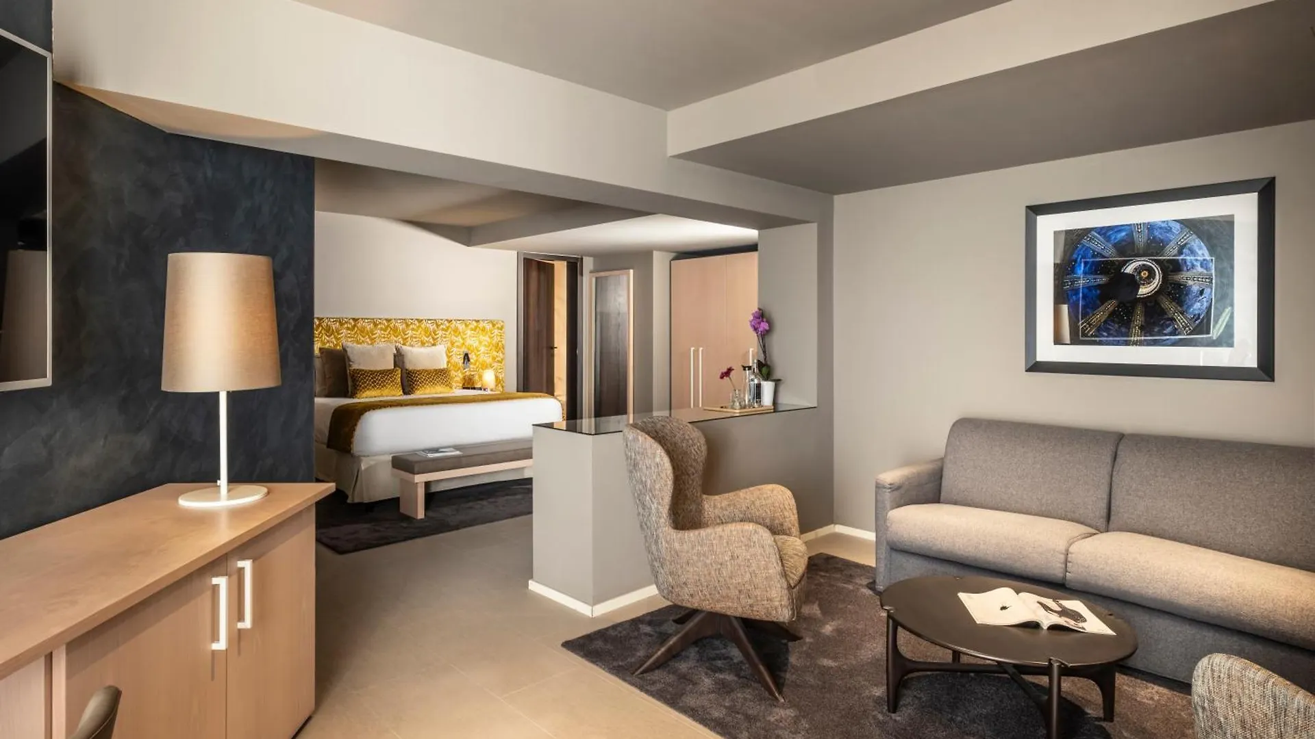 Hotel Waterfront Sliema 4*,  Malta