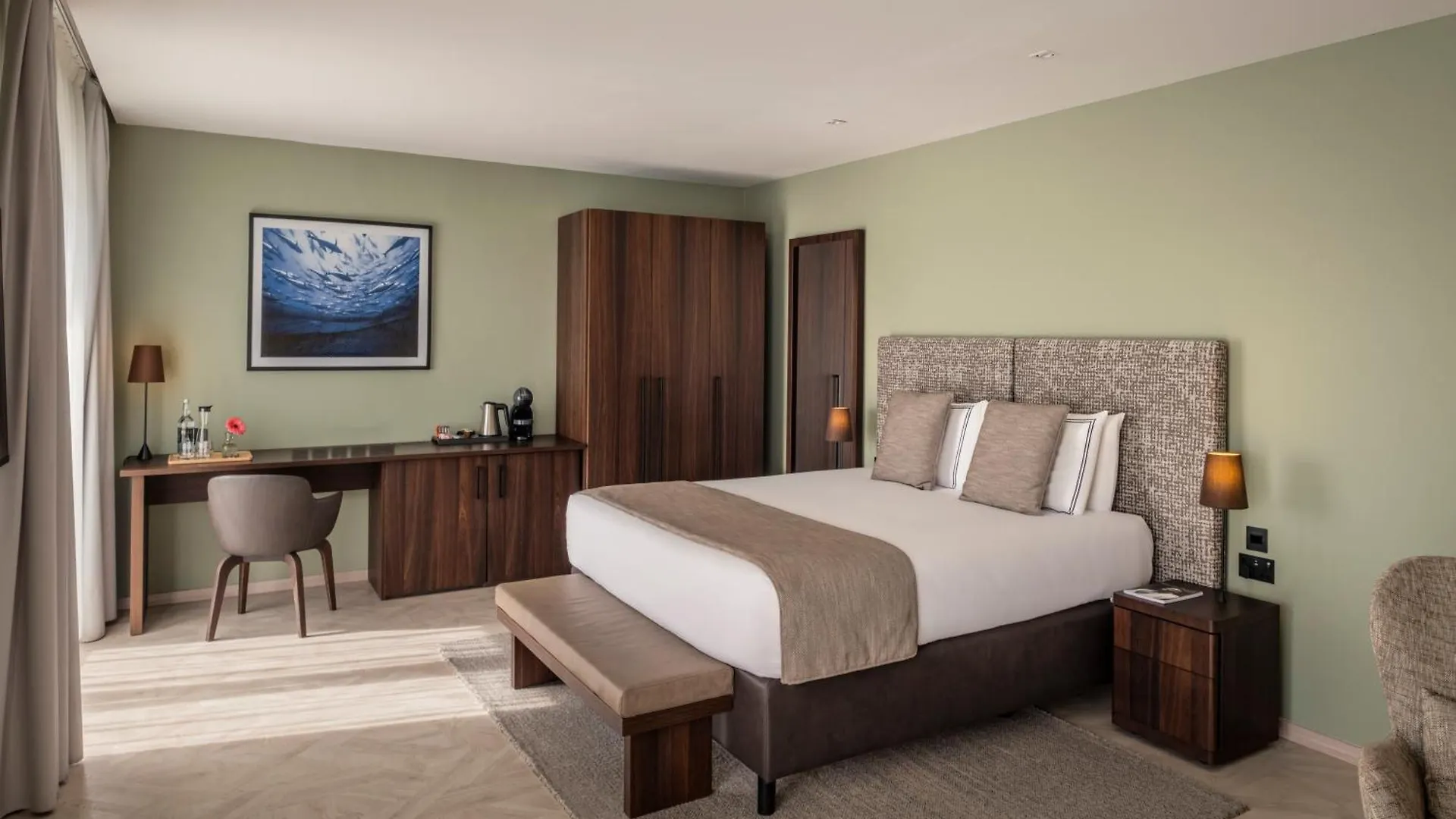 ****  Hotel Waterfront Sliema Malta