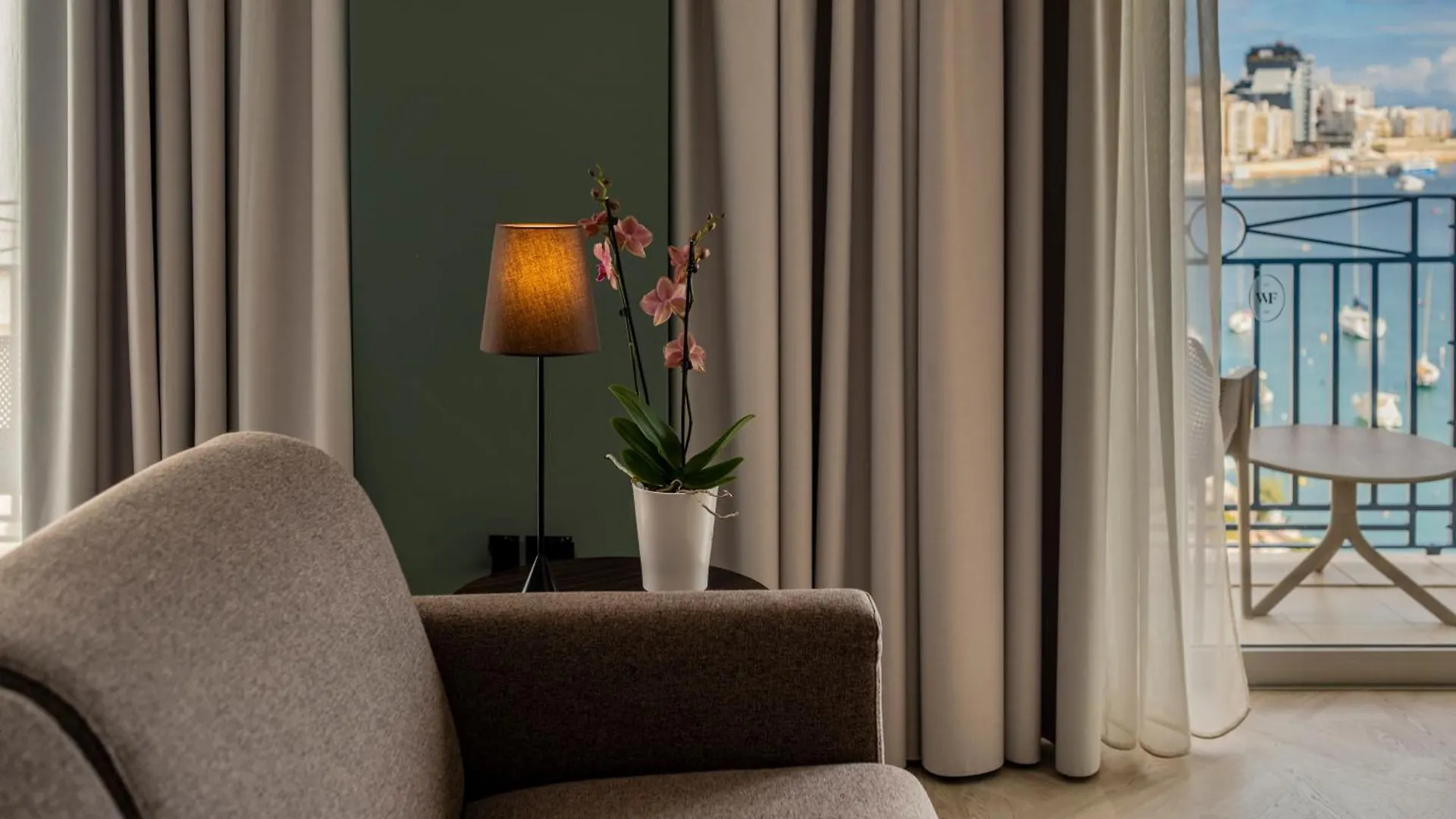 Hotel Waterfront Sliema
